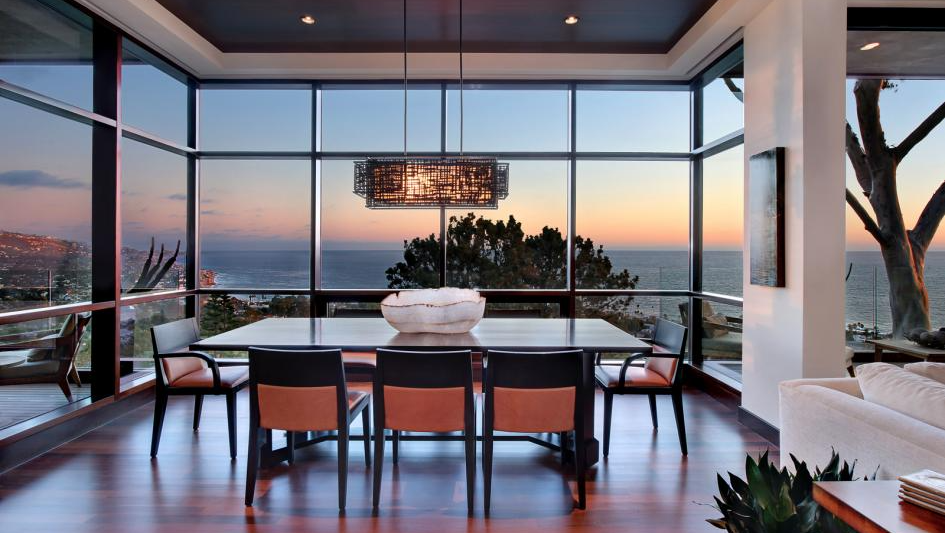 Exterior of a craftsman house in San Diego designed by Studio 6 Architects