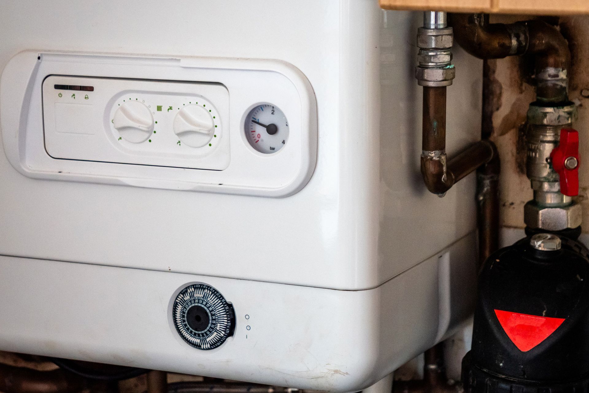 Medium combi boiler heating system.