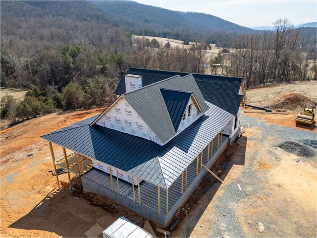 Shingle and metal roof on a new home in Crozet, VA