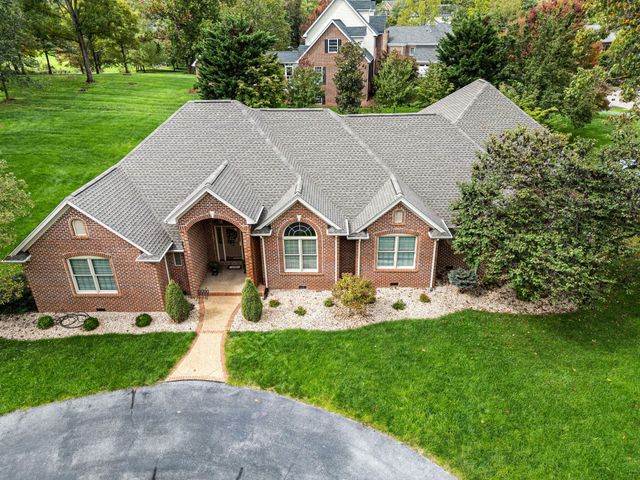 New shingle roof on a brick home in Harrisonburg, VA