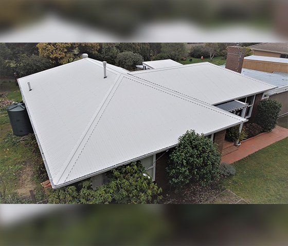 Newly installed gutter