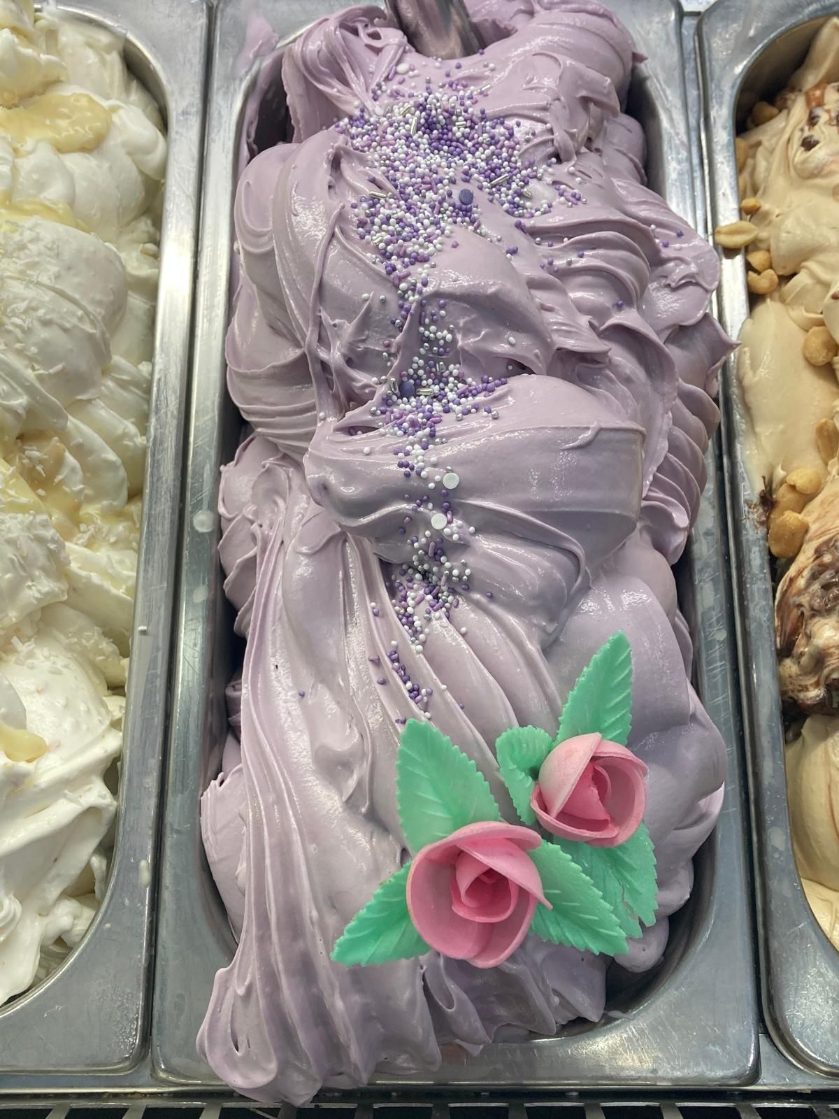 gelateria - incantesimo del gusto gelato artigianale