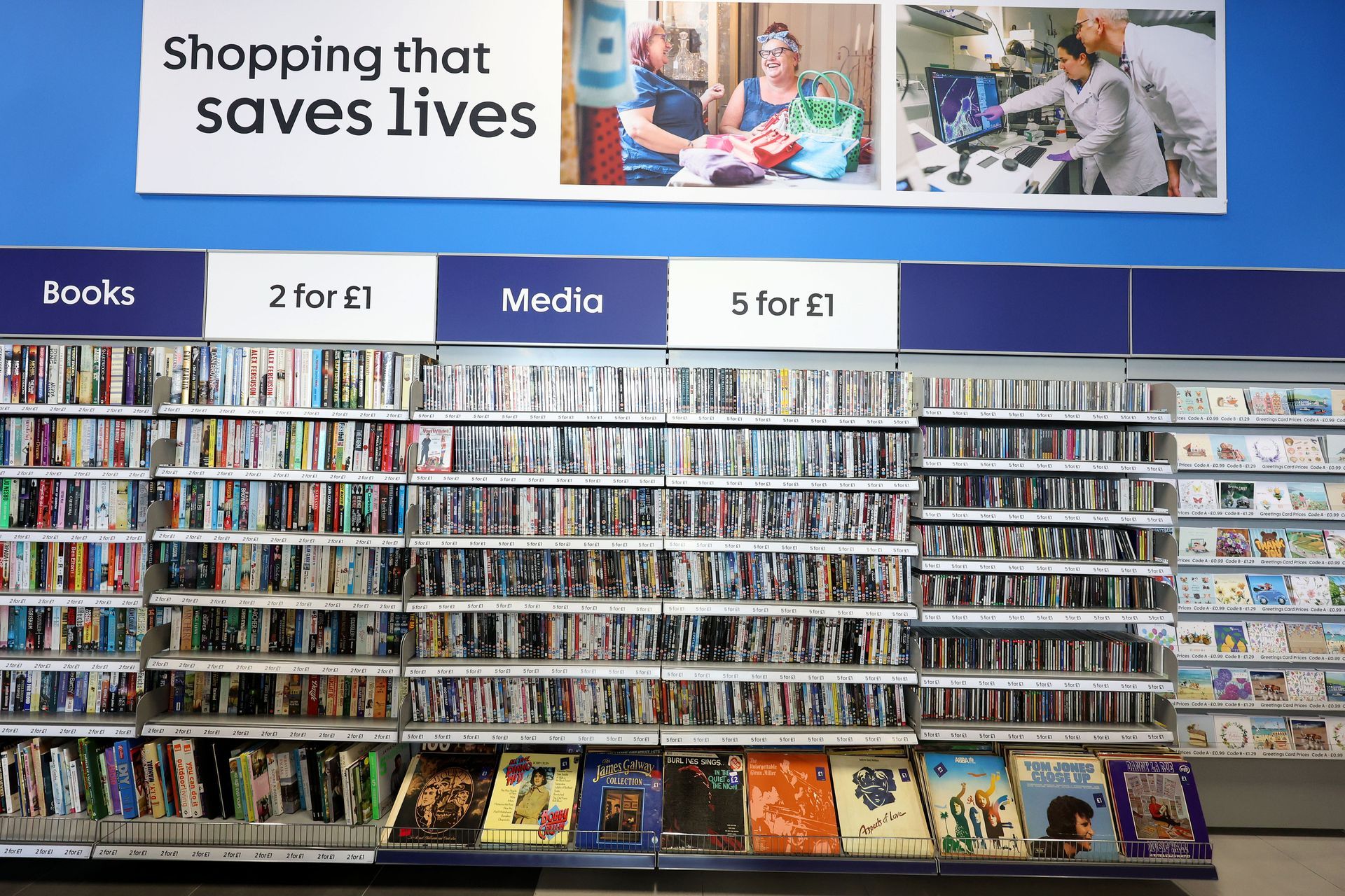 Superstore Branding & Signage for Cancer Research UK Superstore Thurrock