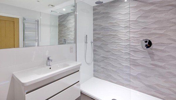 Bathroom fitting