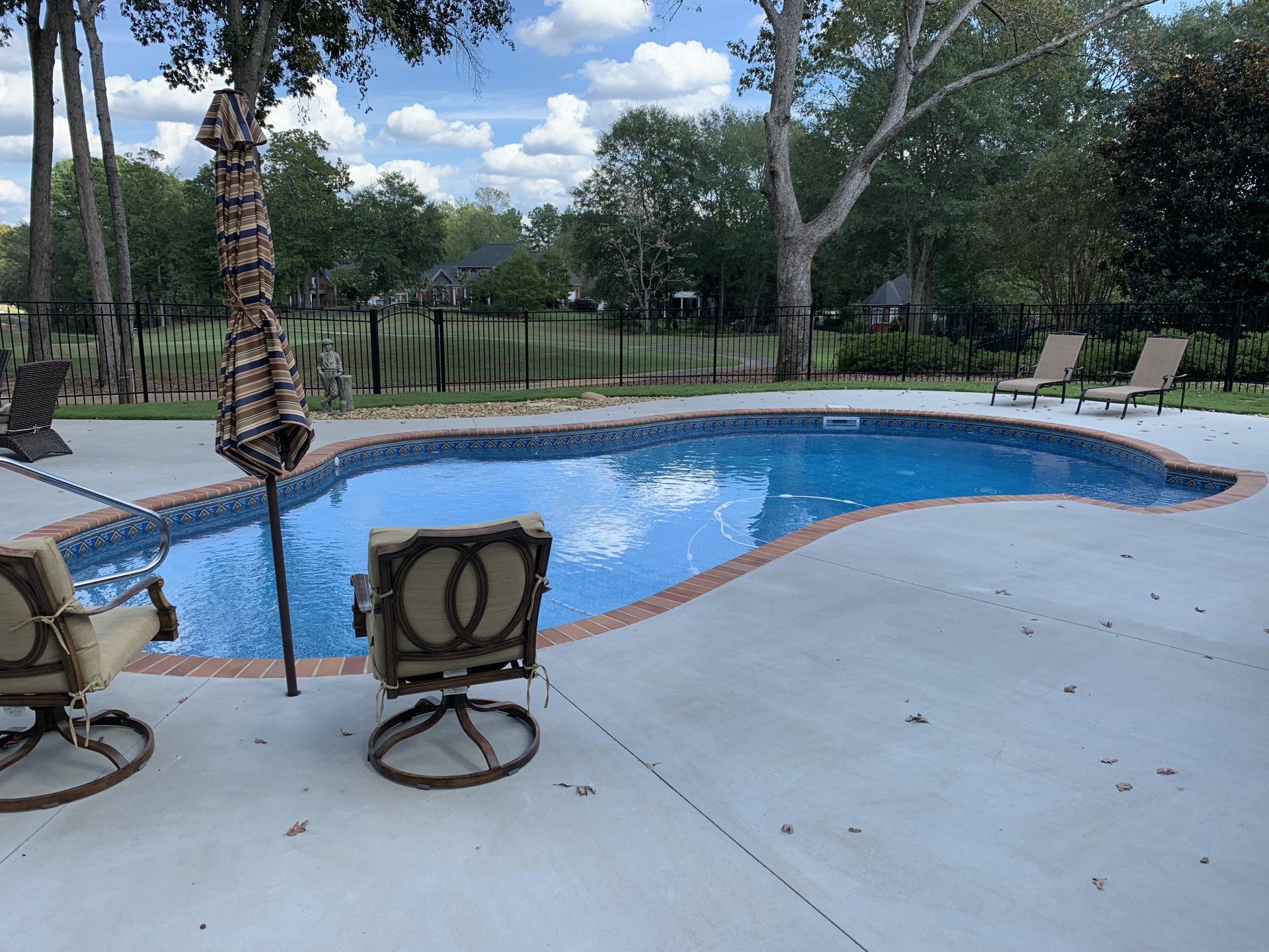 Vinyl pool by Aqua Blue Pools