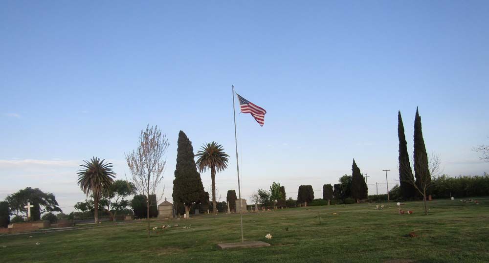 Cemetery in Farmington CA