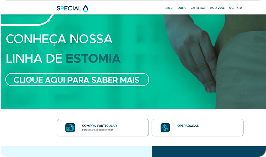 Banner do site promovendo uma linha de produtos para cuidados com estomia, com uma mão tocando delicadamente um estômago.