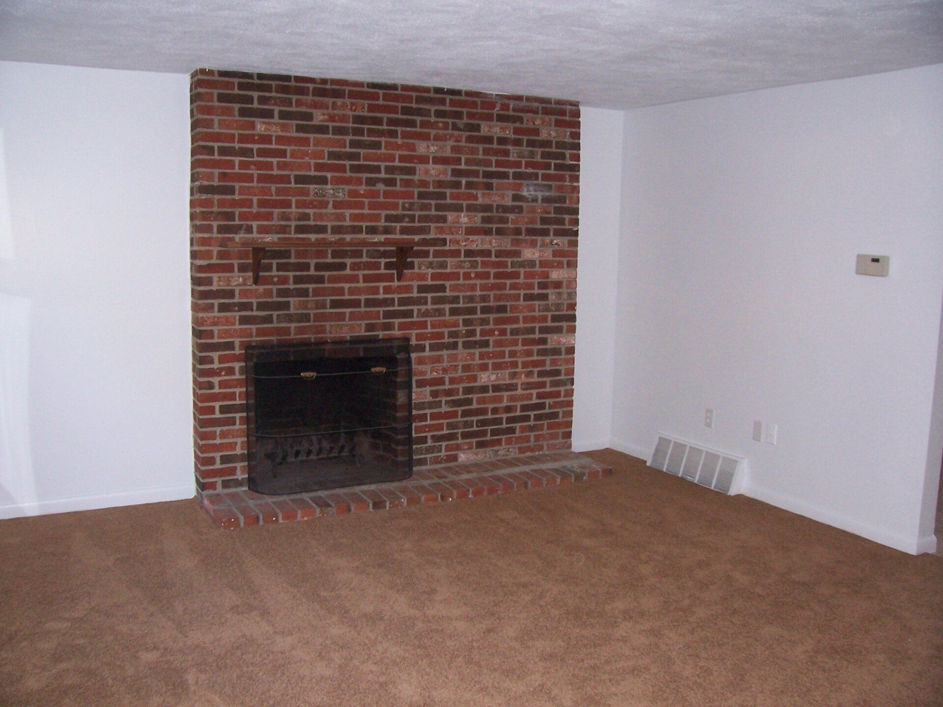 living room/fire place