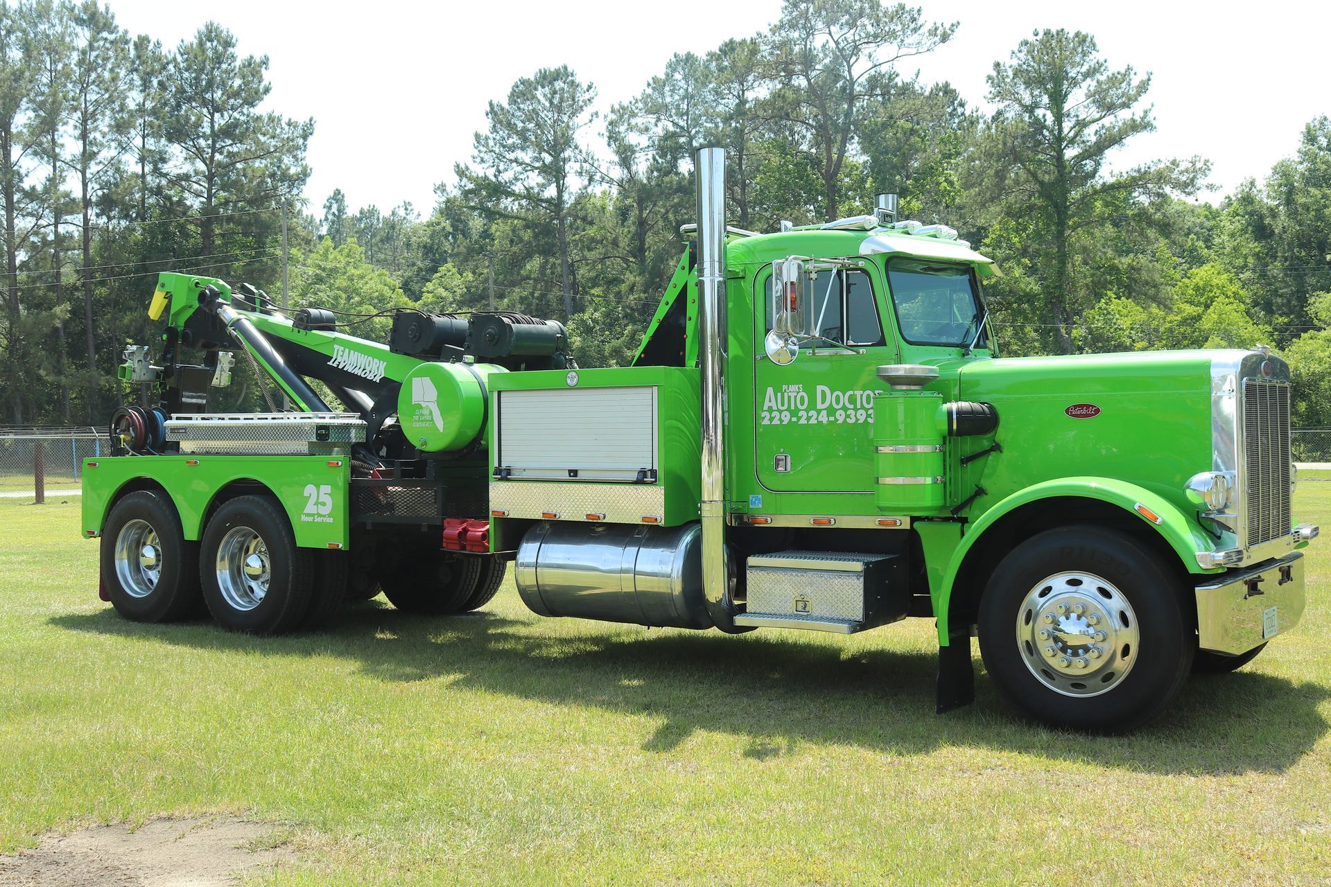 Tow truck 