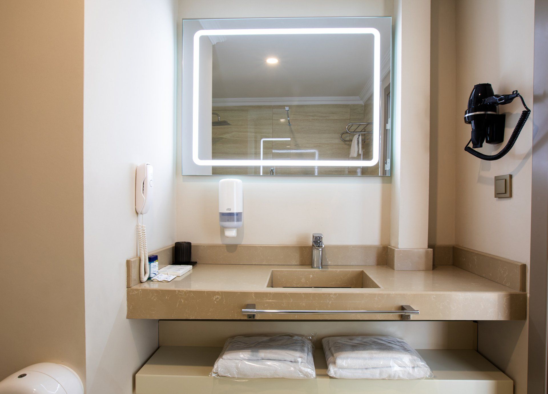 Vira Otel Suites | Odalar