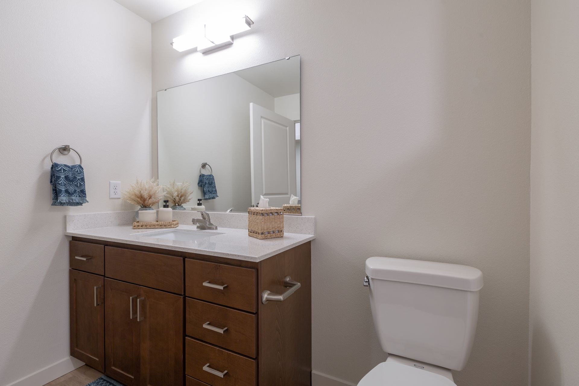 anderson court bathroom