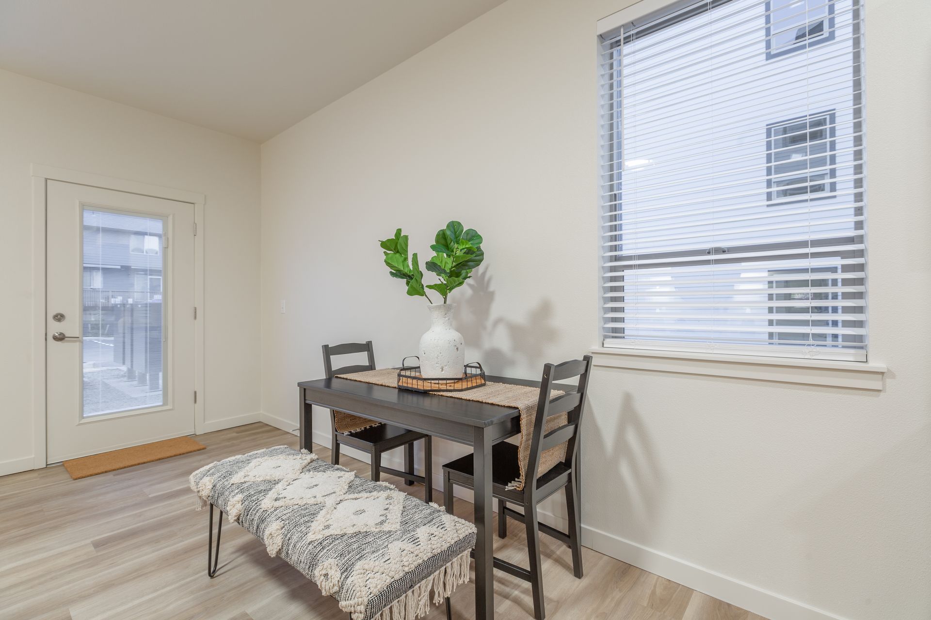 anderson court dining room