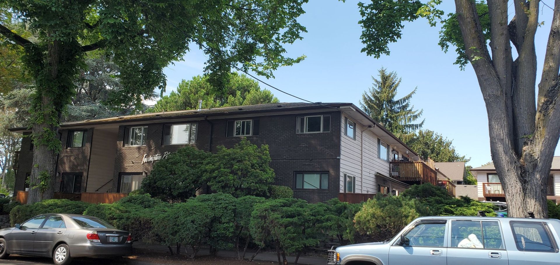Irvington Court exterior