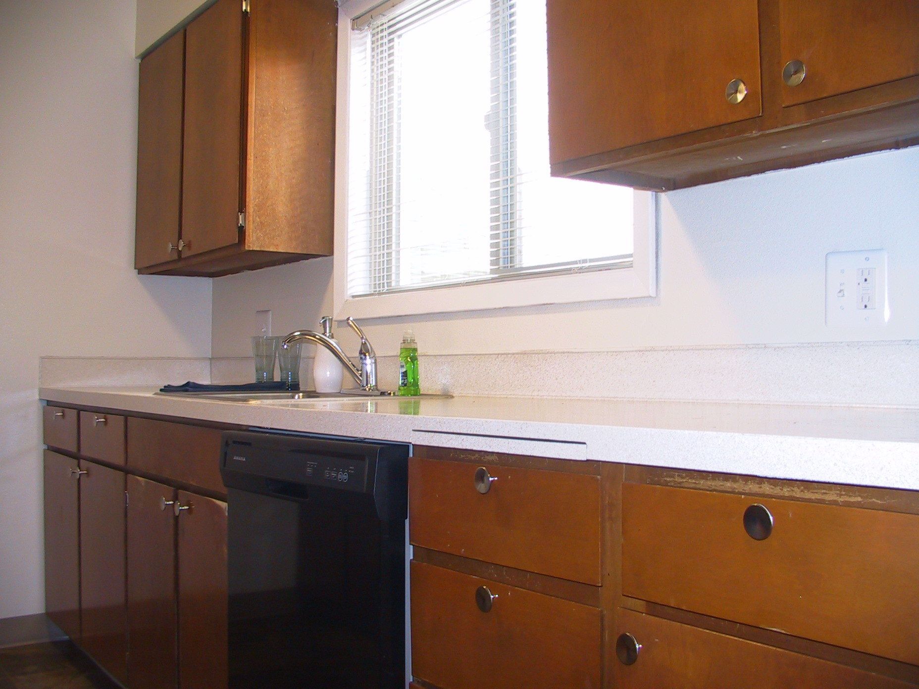 Irvington Court kitchen