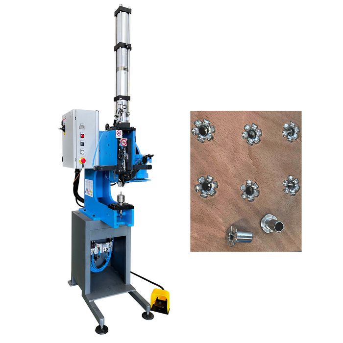 auto feeding eyeletting machine