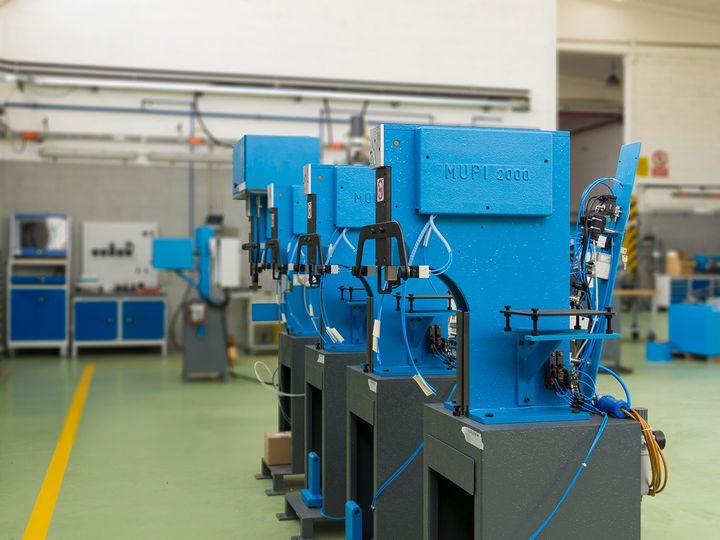 realizzazione macchine autoalimentate