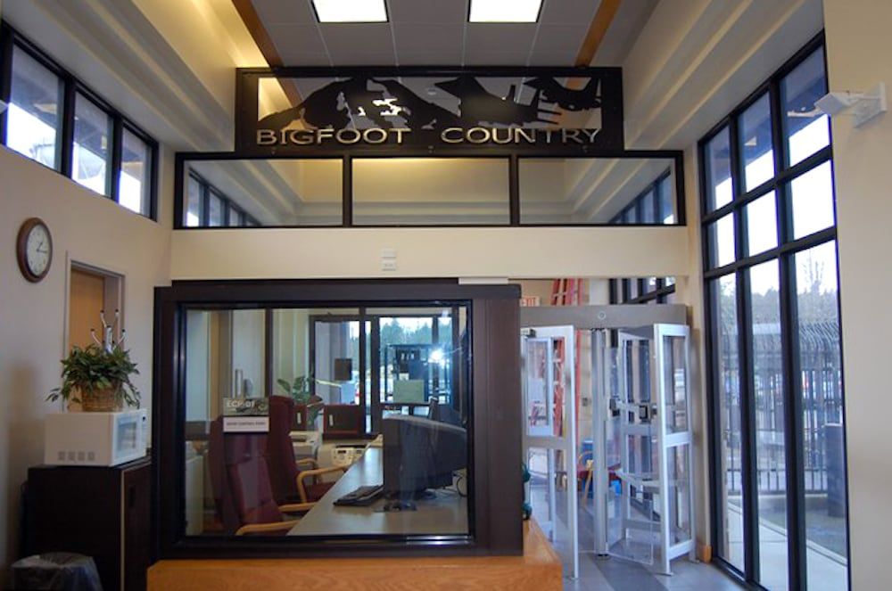 Commercial entryway with custom fabricated steel framing elements
