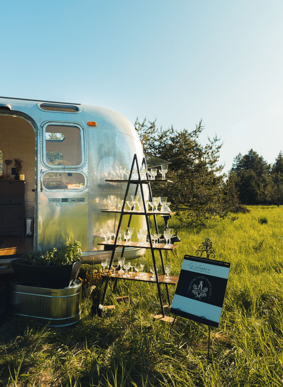 Luxury mobile bar rentals in Flathead Valley Montana