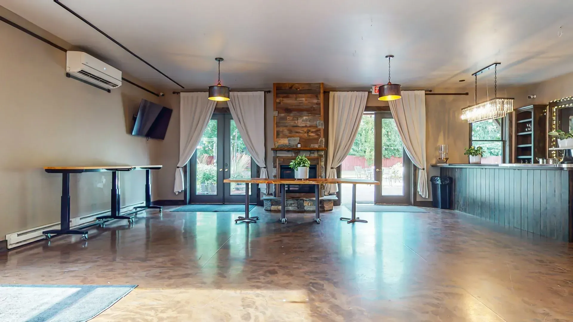 Montana indoor-outdoor event venue for weddings and celebrations