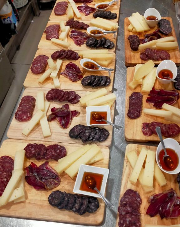 taglieri per aperitivi zona cassia