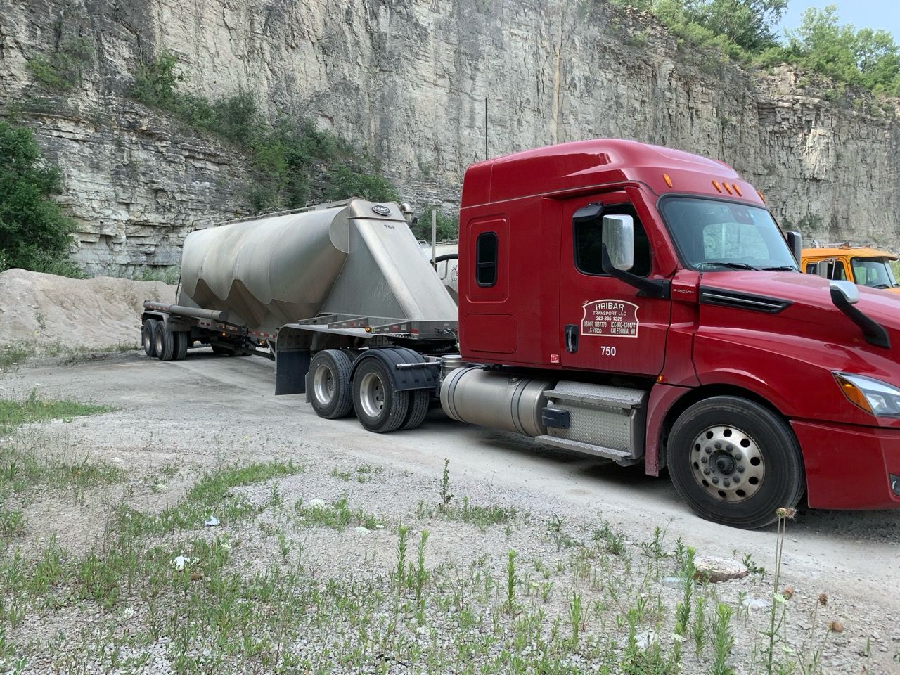 Hauling Careers Caledonia, WI Hribar Logistics