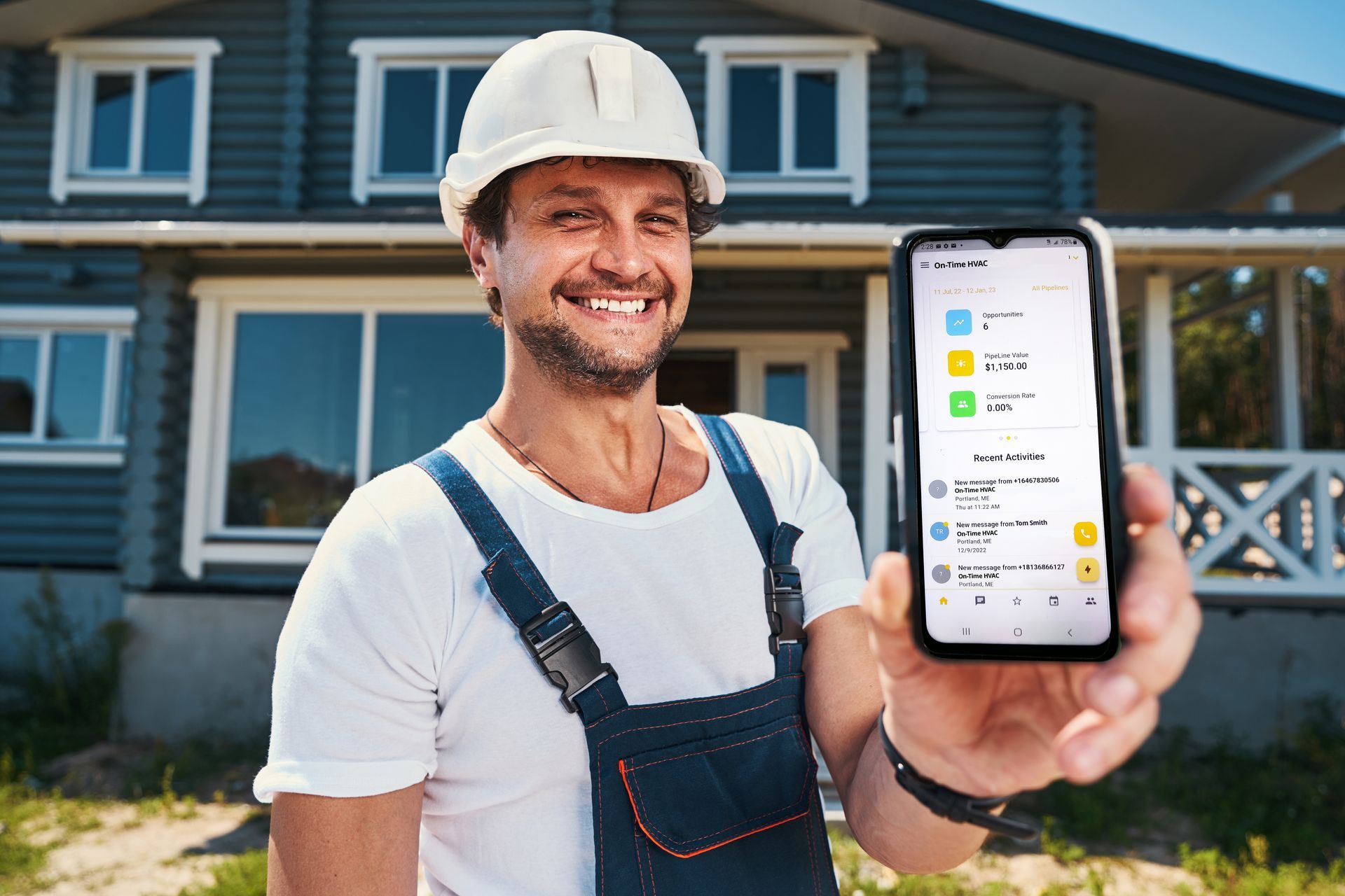 Invoicing & Payment Tracking | CustomBuilderPro