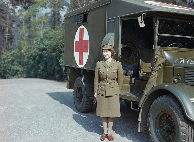 Queen Elisabeth II free stock photo picture