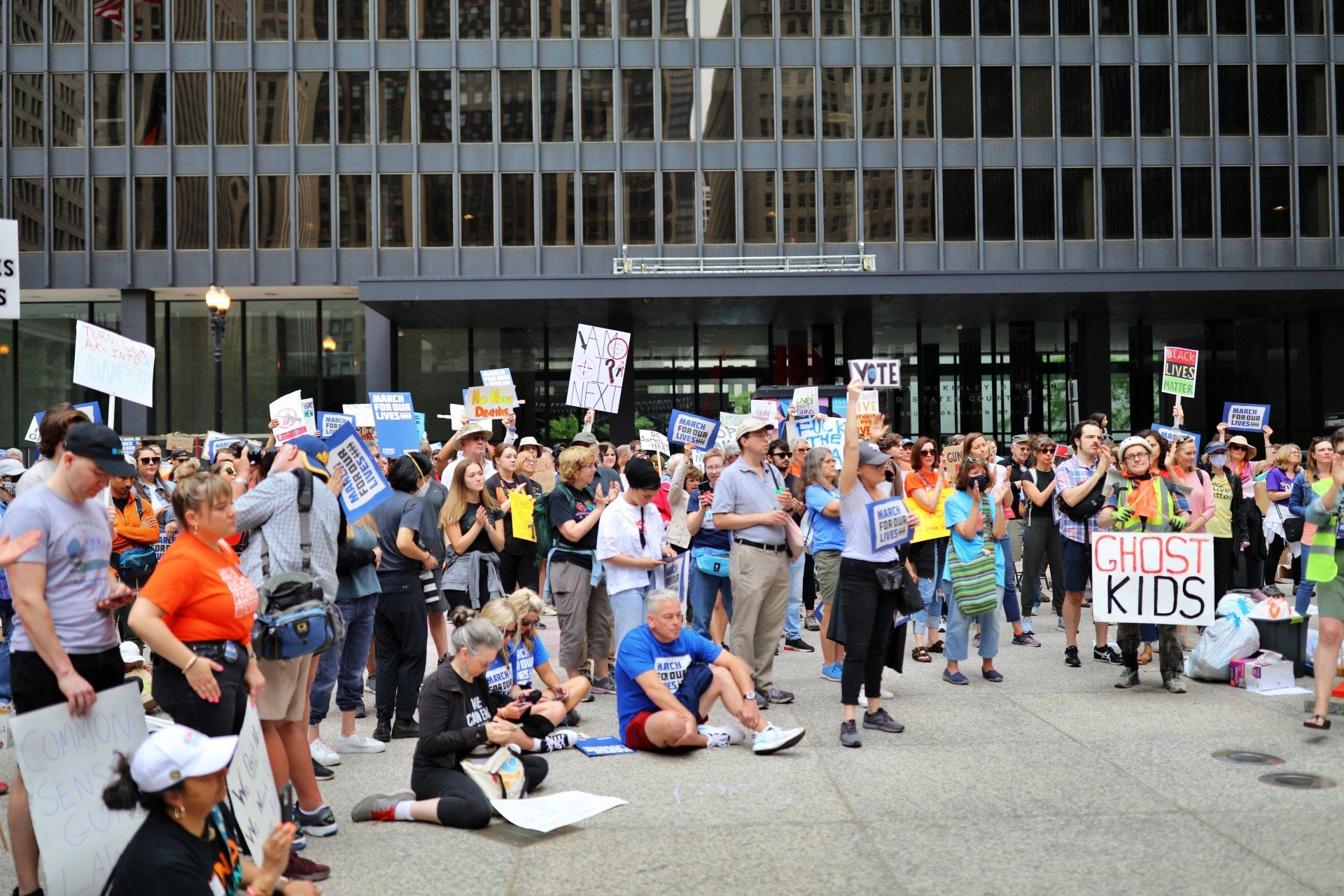 Pro Roe v. Wade protest in Chicago Pro Roe v. Wade protest in Chicago