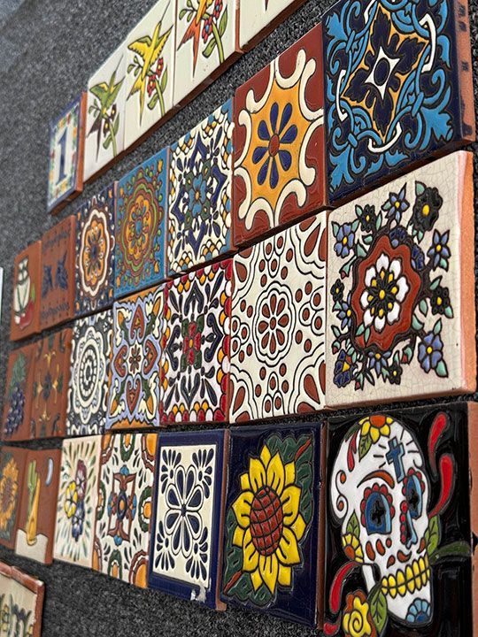 AZULEJO DE BARRO REALZADO