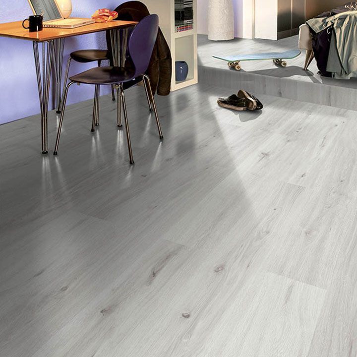 LAMINADO ROBLE CEPILLADO GRIS