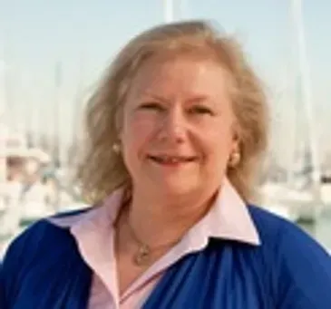 Robyn Young, MD