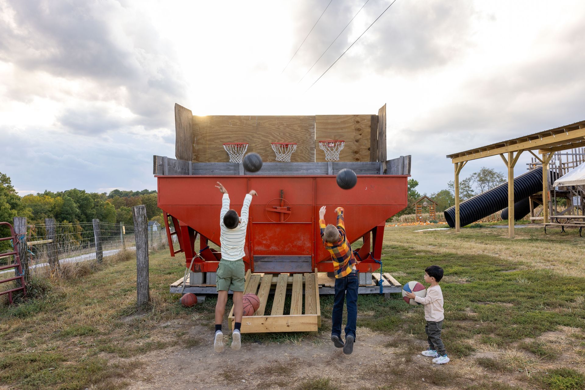 Children Playing Basketball on a Farm — Dry Ridge, KY — Country Pumpkins