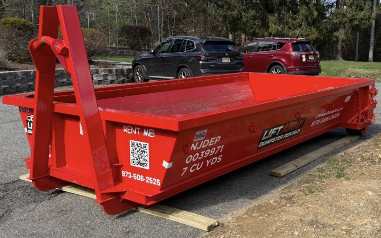 7 cu yd Dumpster