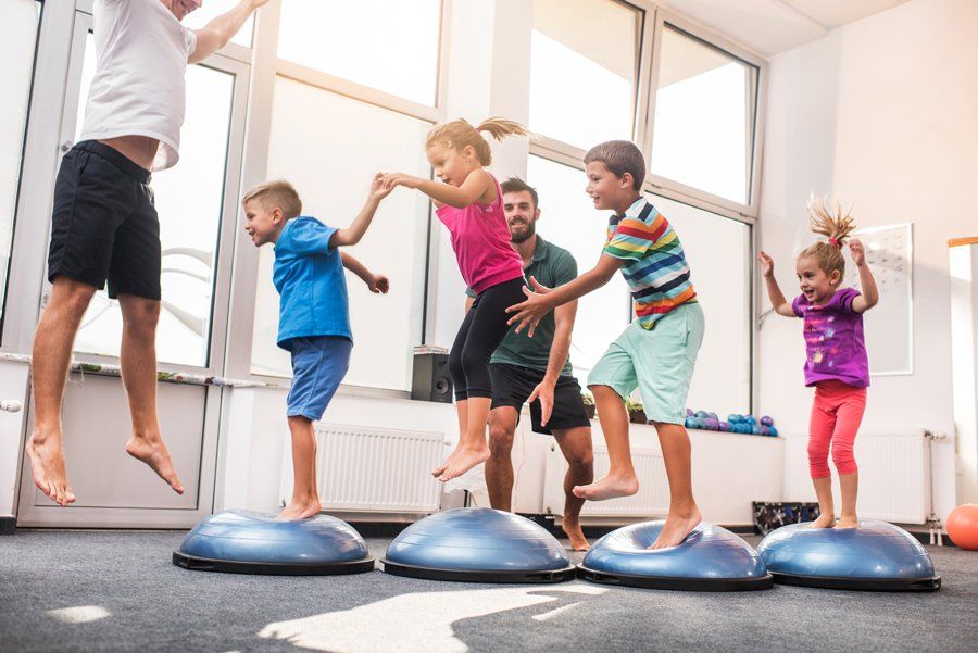 Kids Jumping – Saint Louis, MO – Eager Beaver Fitness