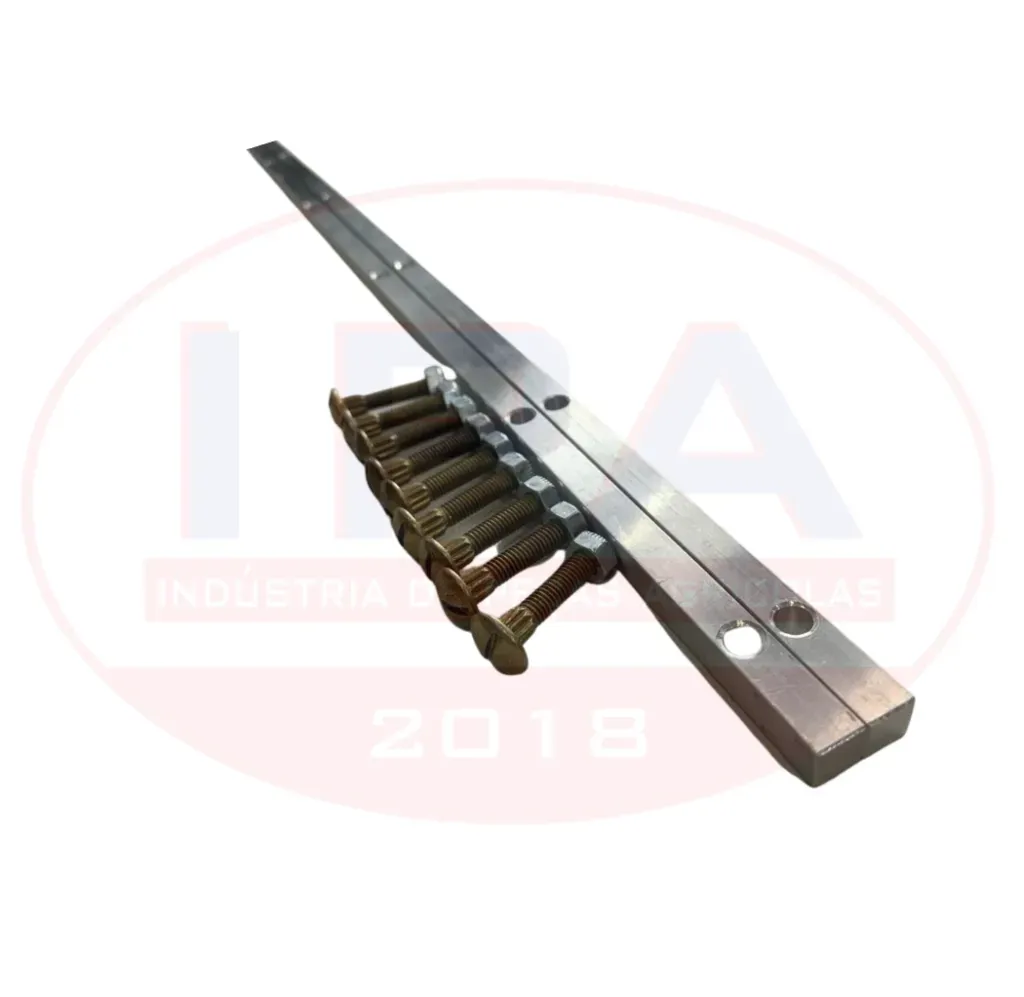 Conector de esteira (Ref.: 92.IPCX03004002 / 92.IPCX03004003) / Track connector / Conector de pista