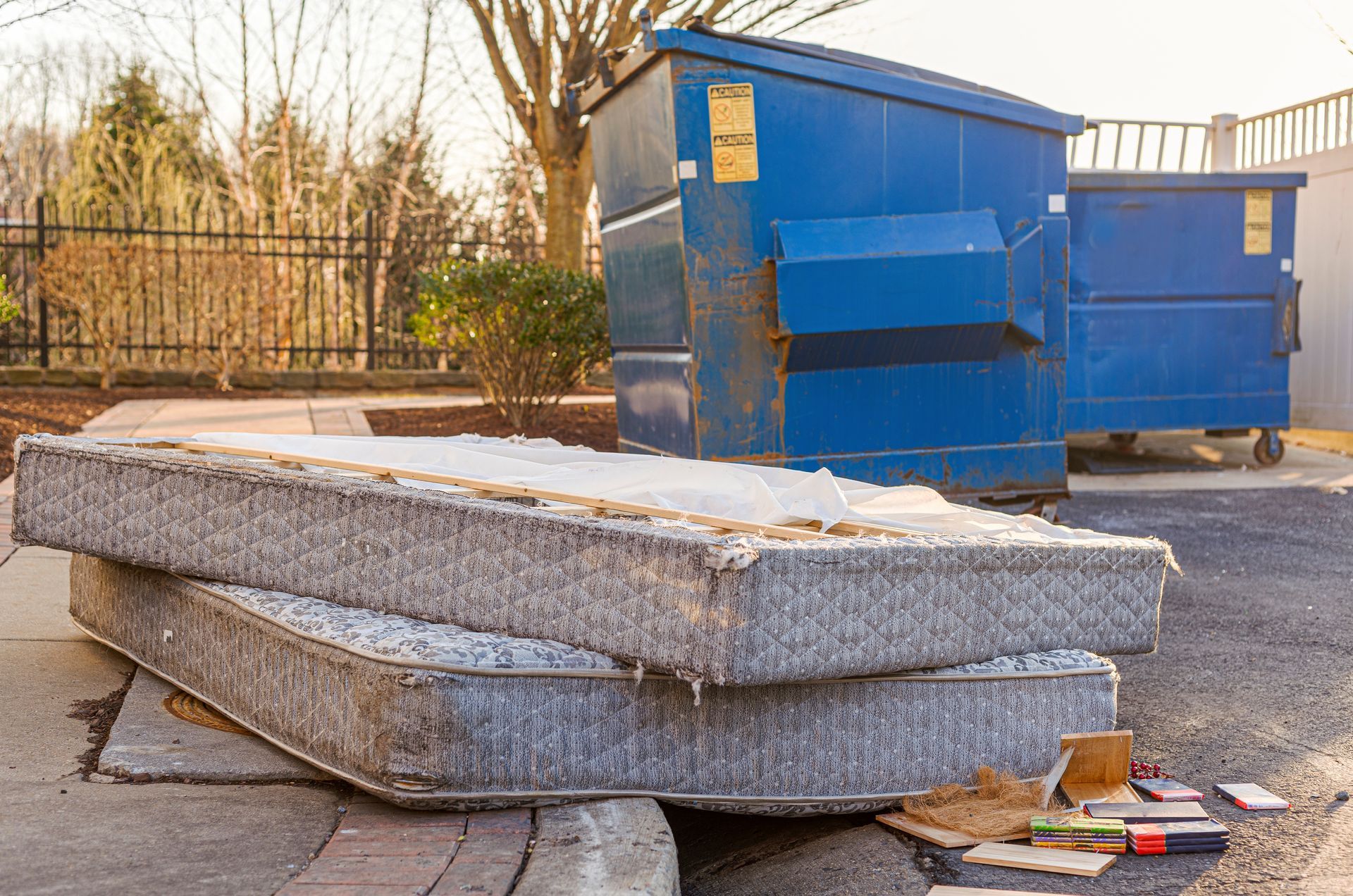 how to dispose old mattresses 