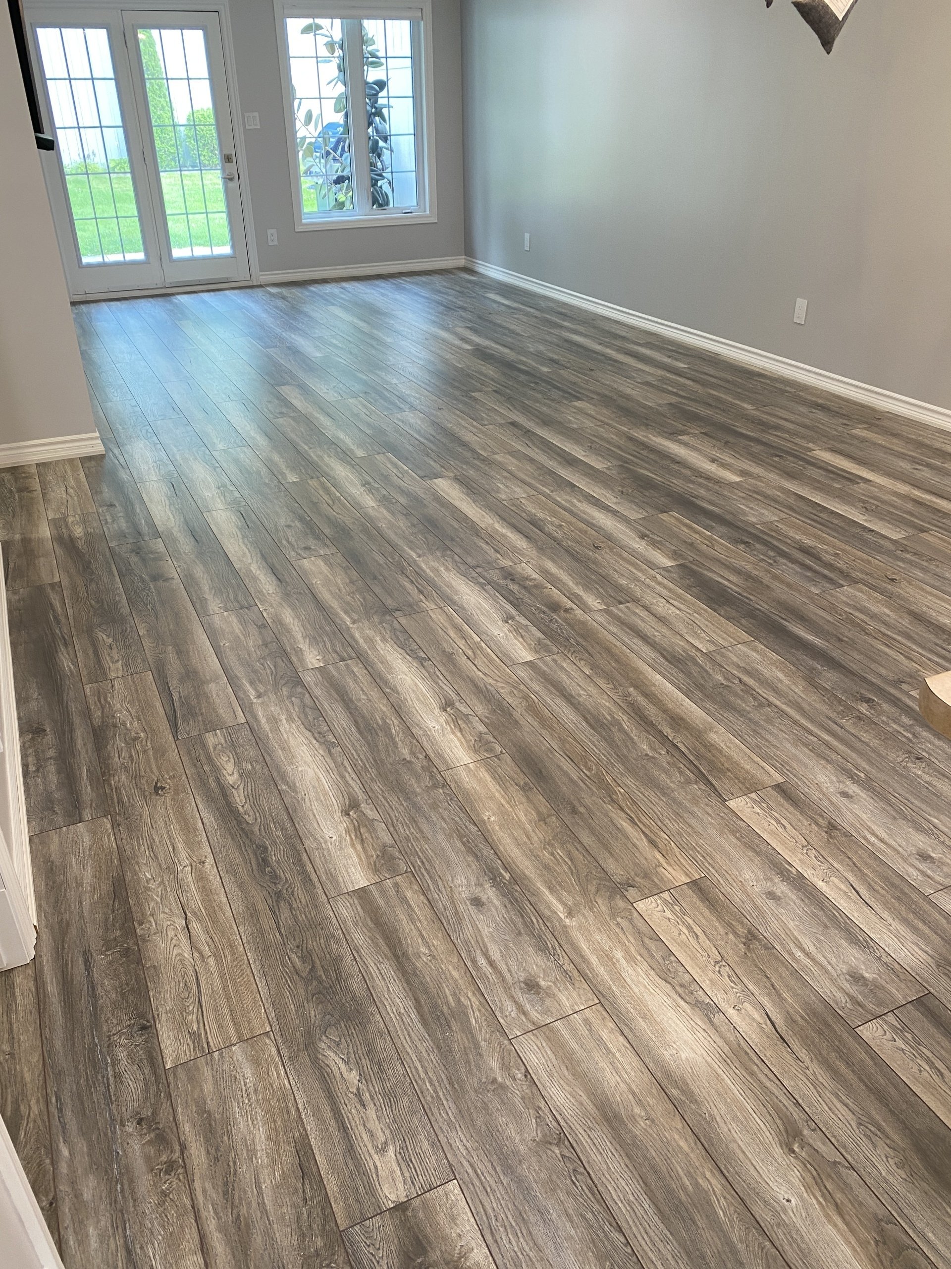 Hardwood, Laminate, Click Vinyl Flooring Wasaga Beach, Collingwood