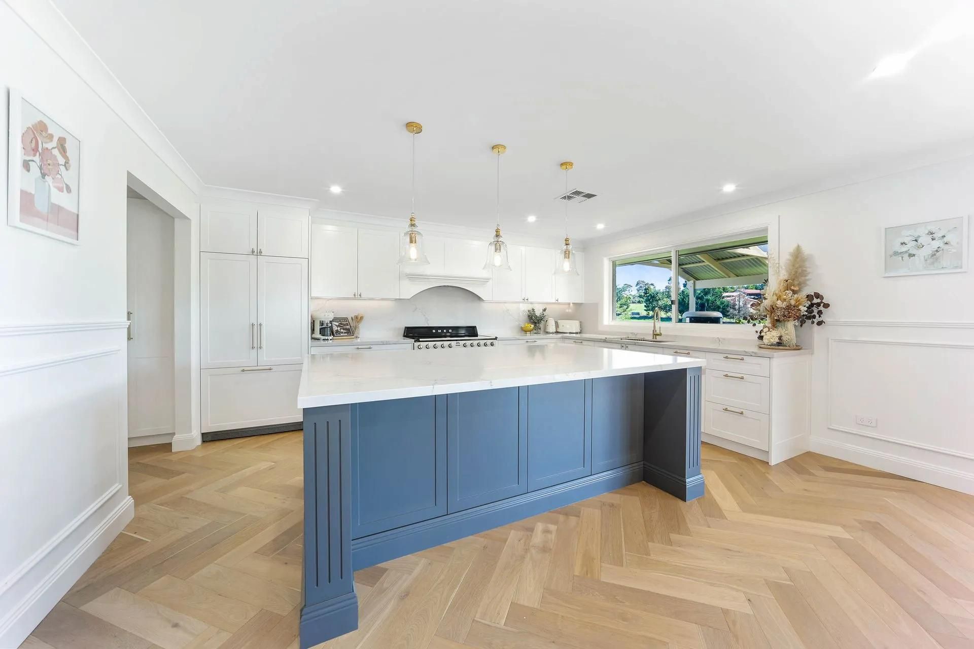 White Kitchen Renovations In Campbelltown