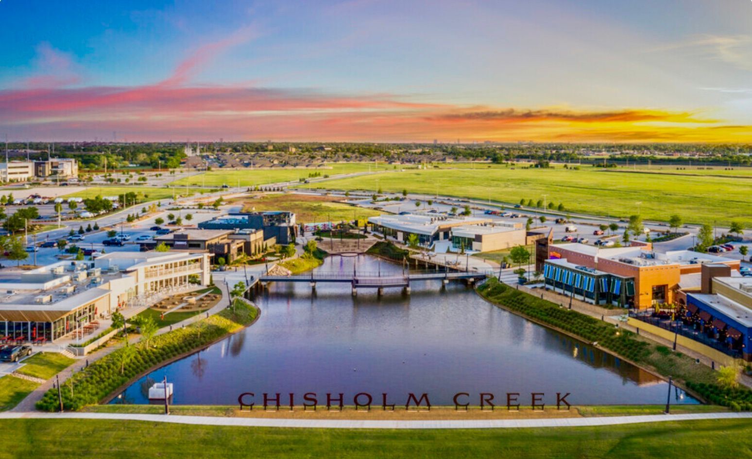 Photo of city skyline and river