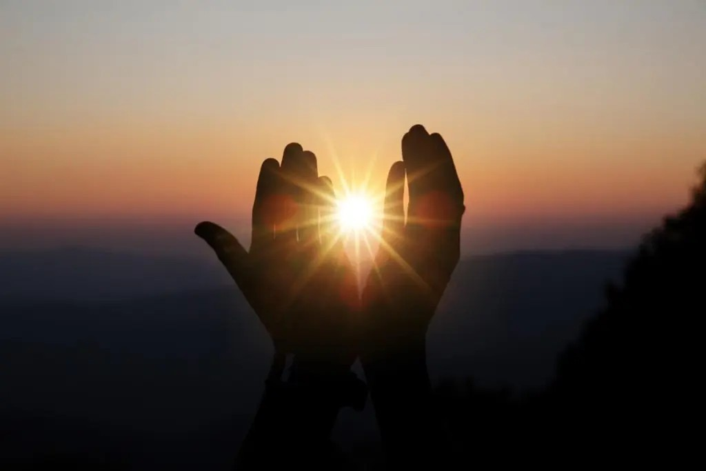 LaHoChi_high_frequency_hands_on_healing_3