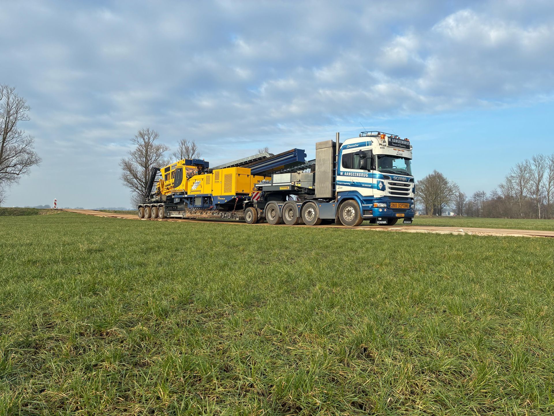 W. Aangeenbrug Transport & Begeleiding