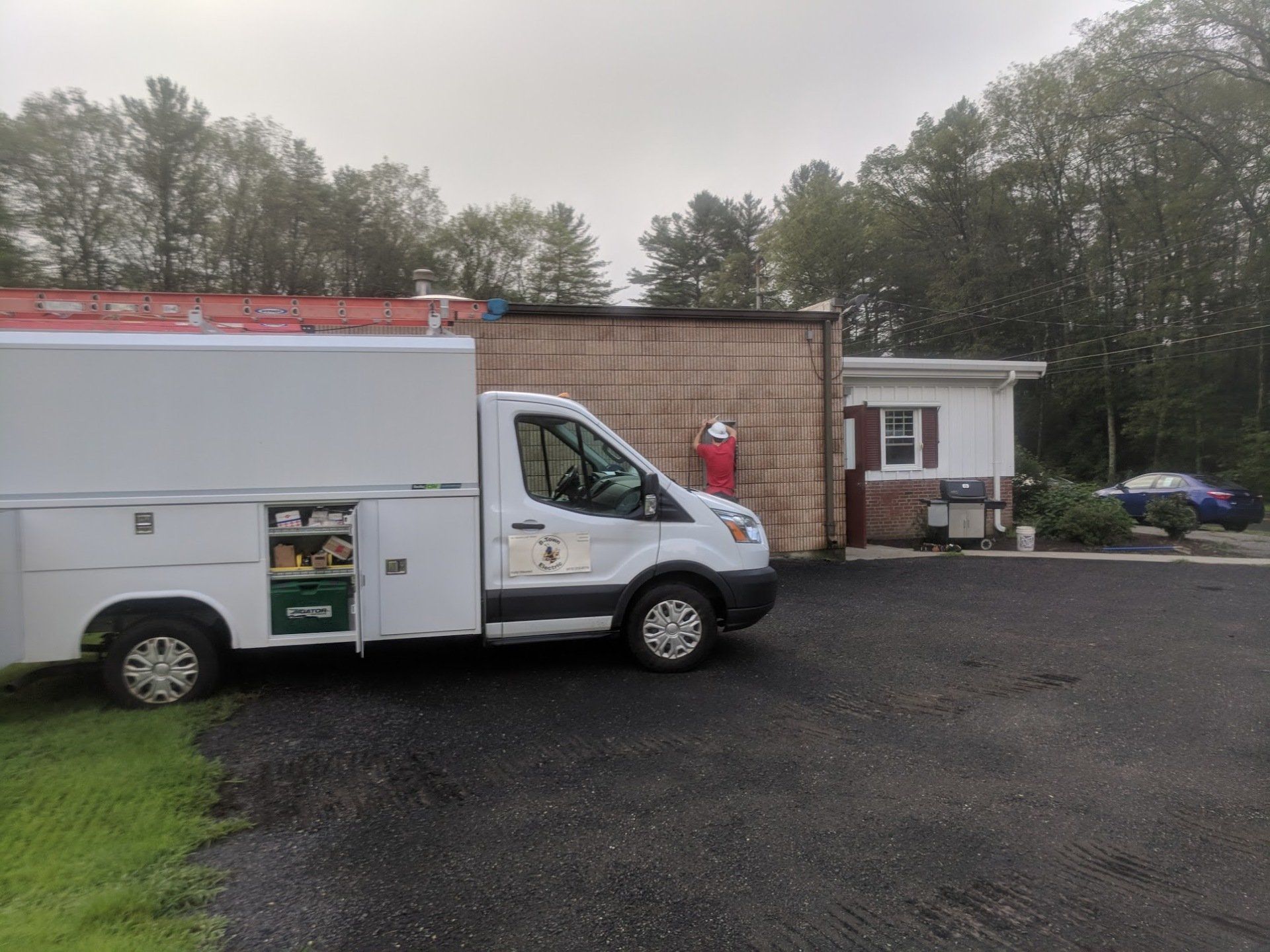 B Town Electric in Chicopee MA