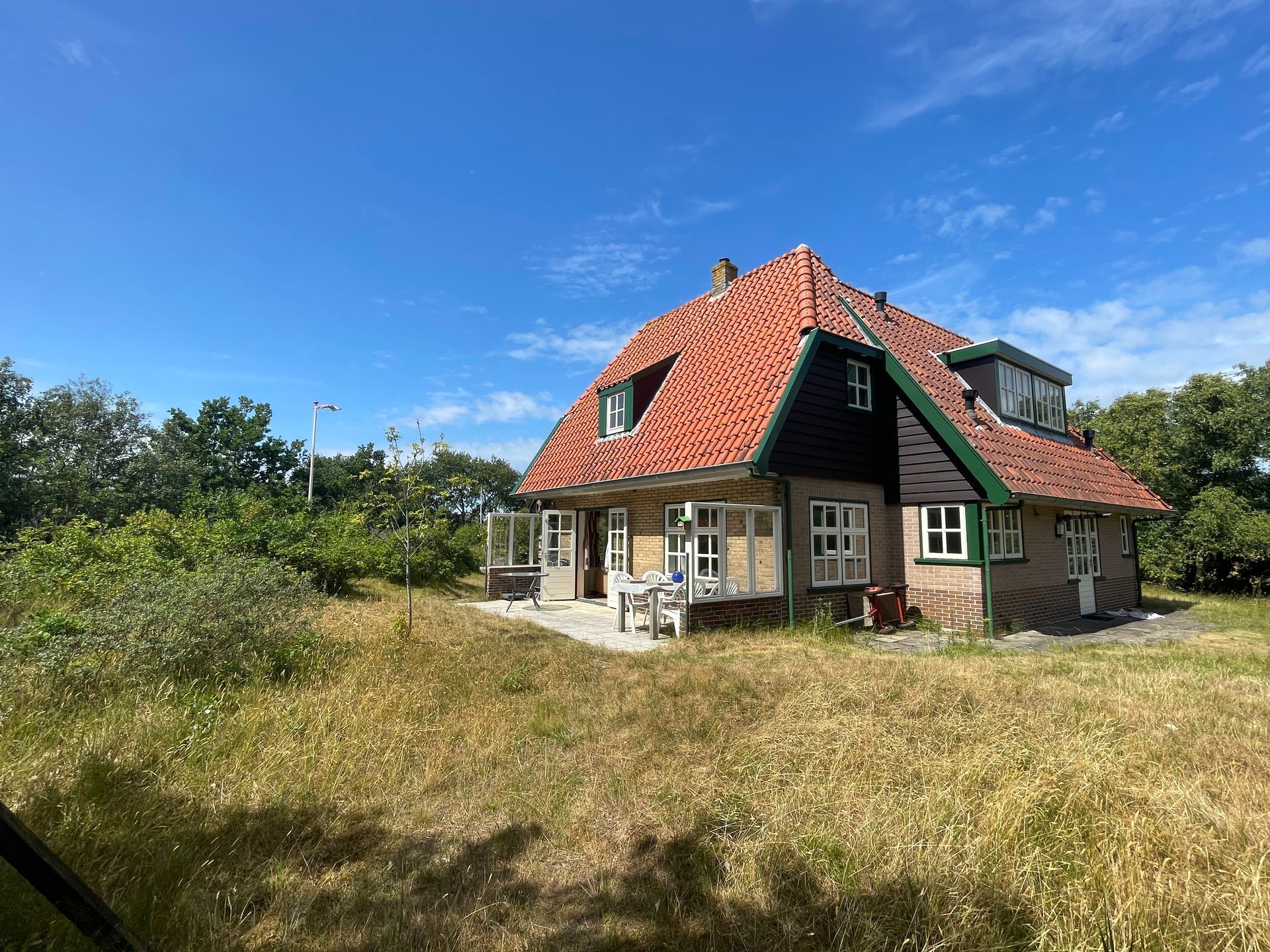 fantastich vakantiehuis met ruim, schitterend gelegen terras met privacy