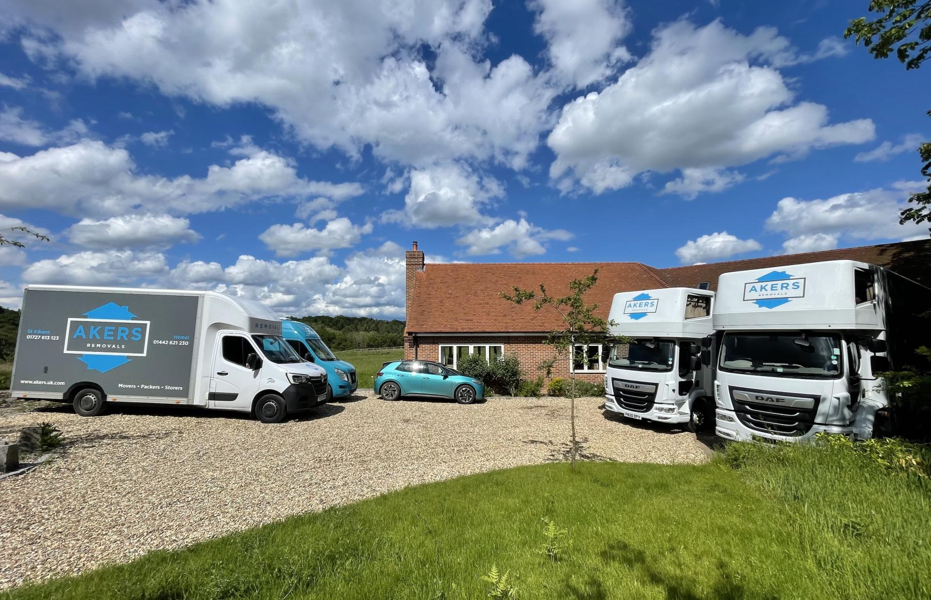 Removal vehicles