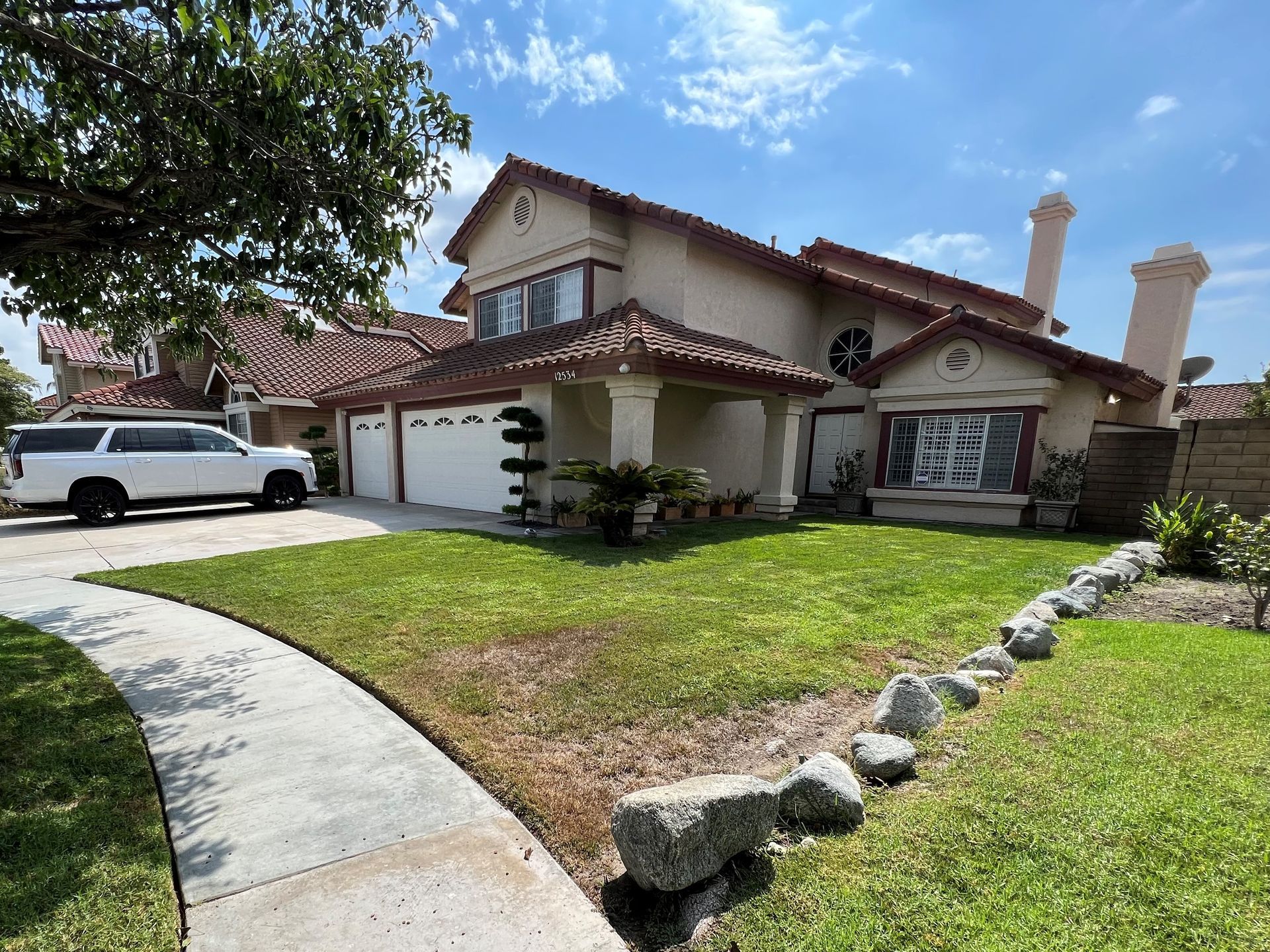 cerritos yard before artificial grass installation