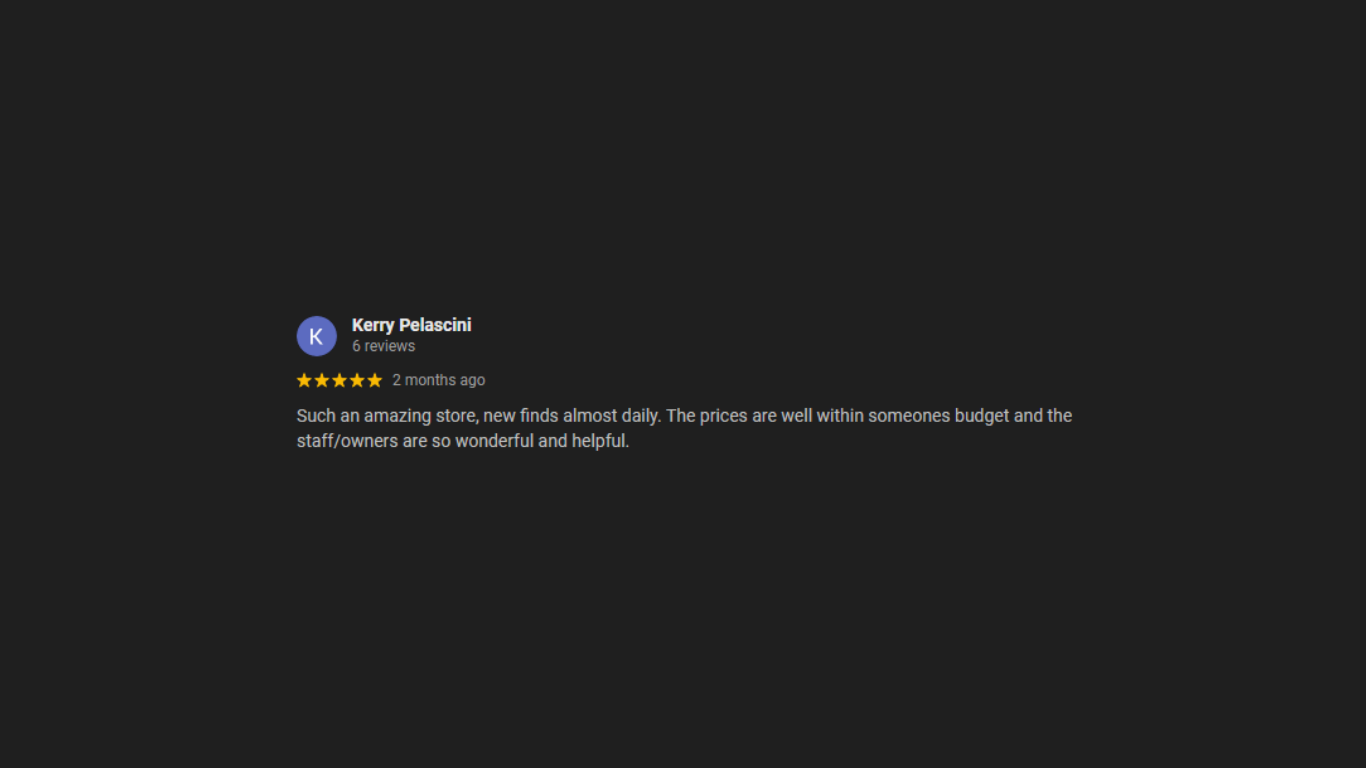 Reviewer's comment with 5 stars on a dark background: