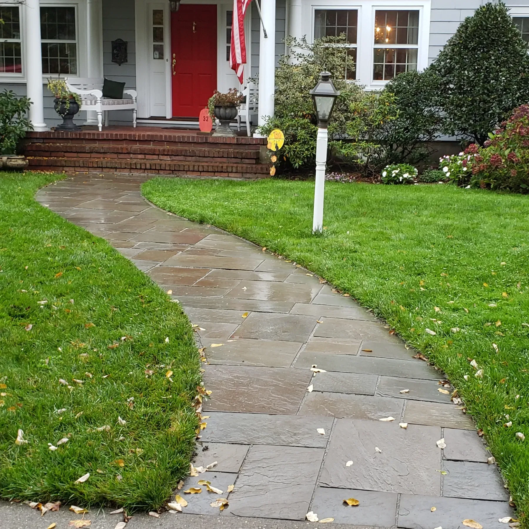 Compleled concrete walkway by Micciche Construction, Bloomfield, Nutley, NJ.