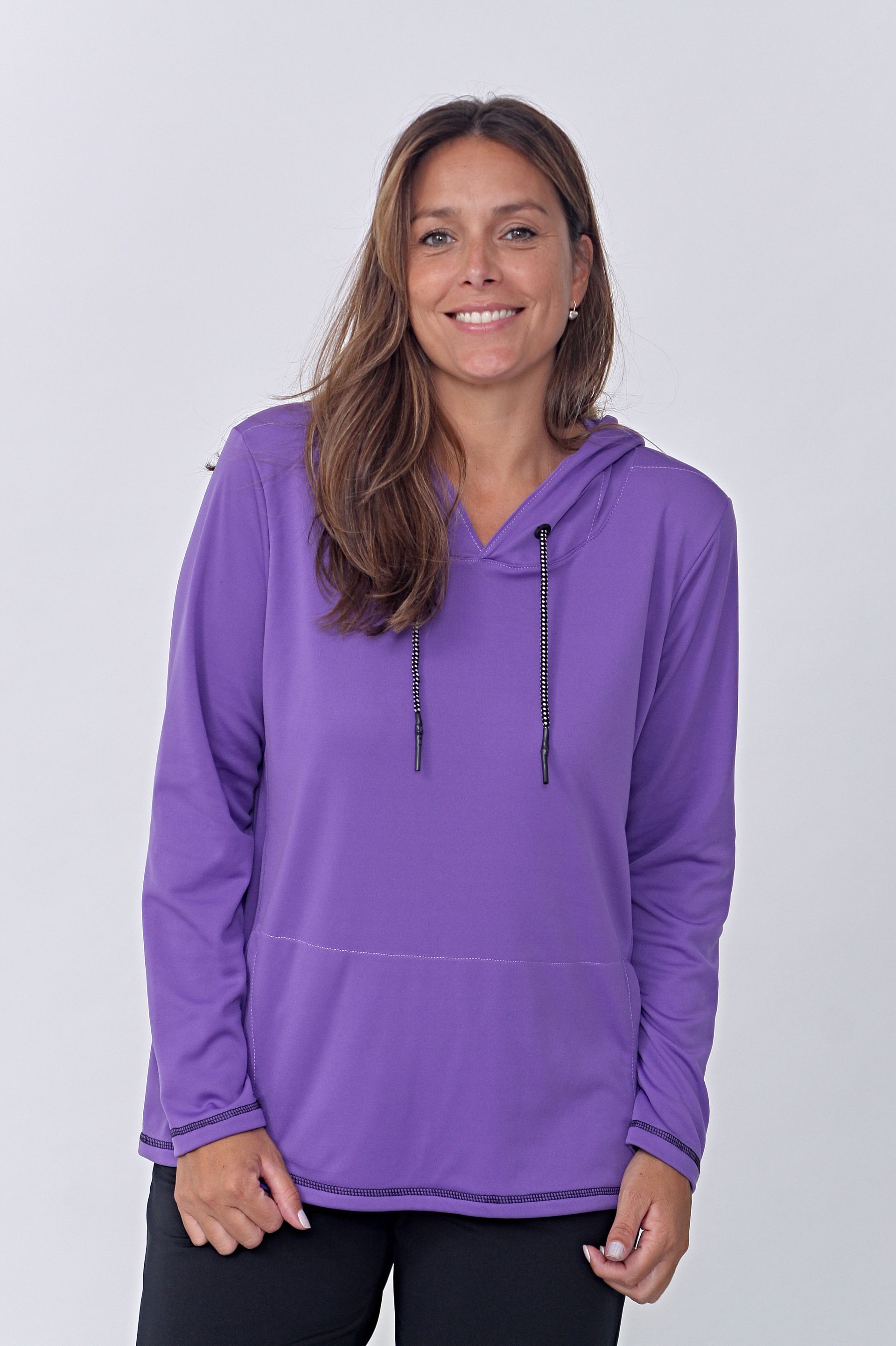 Clasicos deportivos Karen Oviano. Buzos deportivos Karen Oviano
