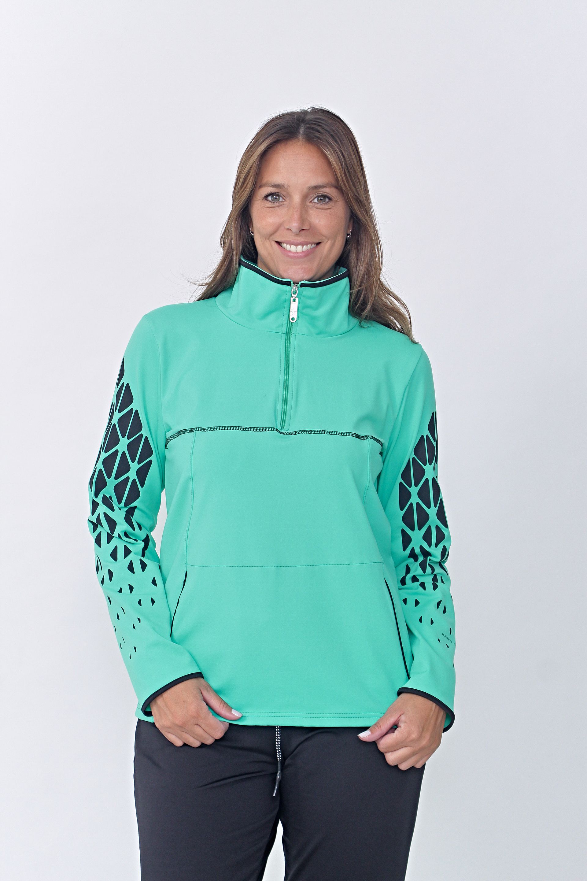 Clasicos deportivos Karen Oviano. Buzos deportivos Karen Oviano