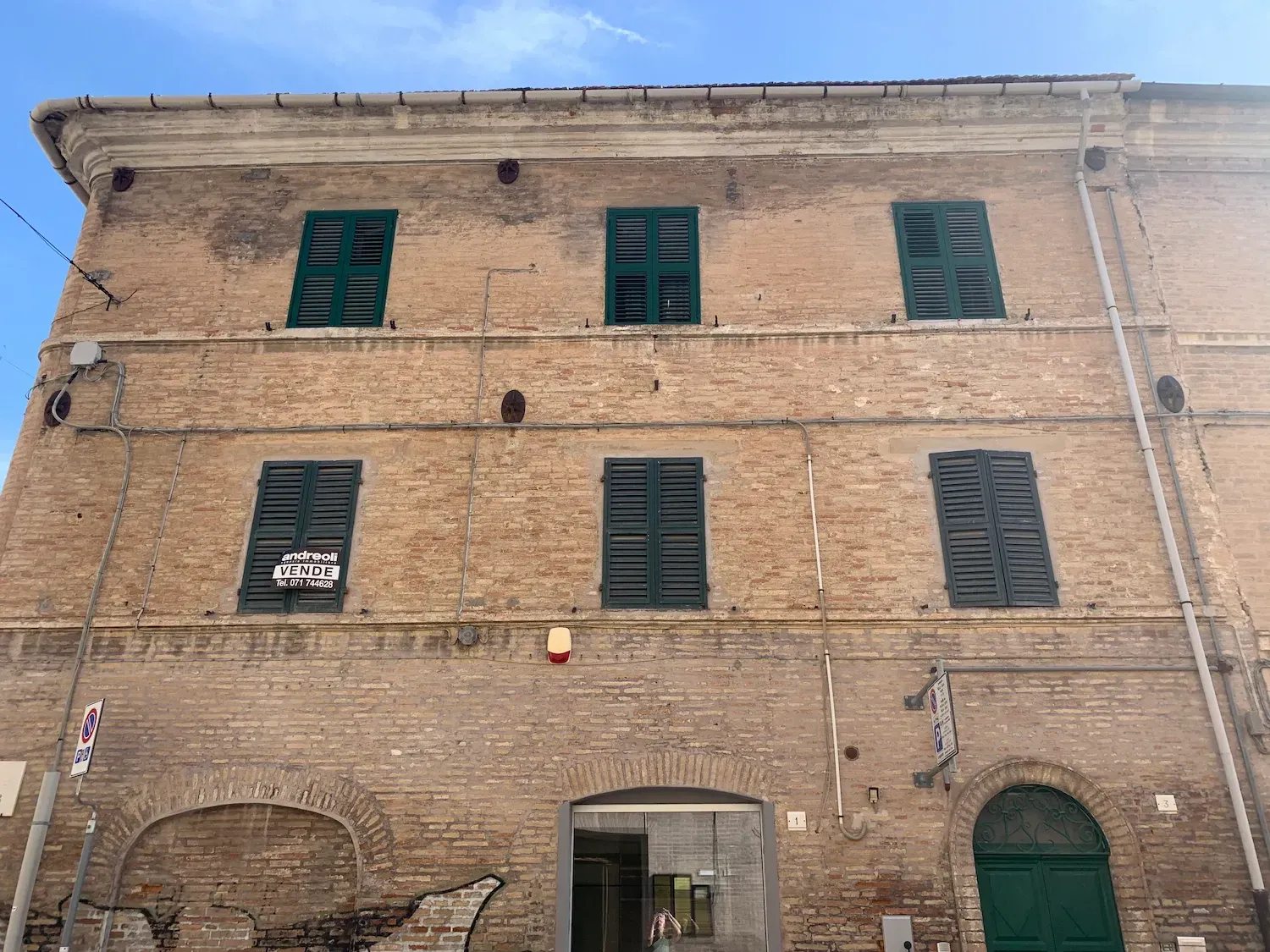 Palazzo Persiane Ammalorate 